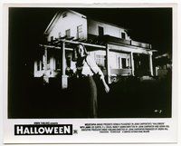 3m164 HALLOWEEN 8x10 movie still '78 close up of Jamie Lee Curtis by house running from the killer!