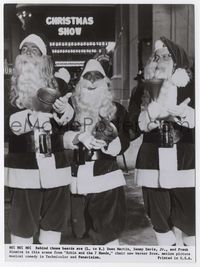 3m350 ROBIN & THE 7 HOODS 7.25x9.75 '64 Sinatra, Martin & Sammy Davis Jr. all dressed as Santa!