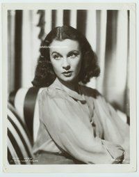 3m469 VIVIEN LEIGH 8x10 movie still '40s great close up seated head and shoulders portrait!