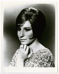 3m484 WHAT'S UP DOC 8x10 '72 best close portrait of Barbra Streisand with her classic 1970s hairdo!