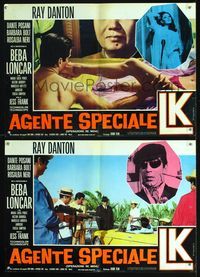 3o428 LUCKY THE INSCRUTABLE 2 Italian photobustas '67 Lucky, el intrepido, Ray Danton rubs leg!
