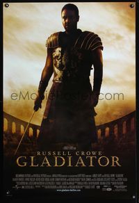 3p304 GLADIATOR DS one-sheet '00 great image of Roman Russell Crowe w/armor and sword, Ridley Scott