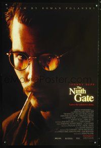 3p536 NINTH GATE one-sheet '99 great image of Johnny Depp smoking w/fire reflected in glasses!