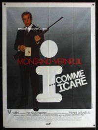3v559 I AS IN ICARUS French 1p '79 great full-length image of Yves Montand w/rifle, Henri Verneuil