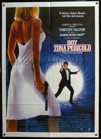 3v283 LIVING DAYLIGHTS Italian 1panel '87 Timothy Dalton as James Bond & sexy Maryam d'Abo with gun!