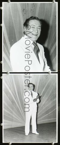 3y654 PETER BUTTERWORTH 2 8x10 movie stills '70s great portraits of the wacky British comedian!