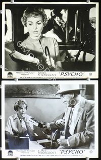 3y668 PSYCHO 2 English Front of House LCs '60 Janet Leigh stopped by cop and given money by boss!