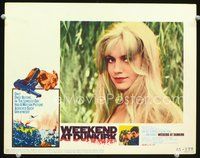 4b946 WEEKEND AT DUNKIRK movie lobby card '65 great close-up of sexy Catherine Spaak!