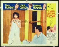 4c925 VERY SPECIAL FAVOR movie lobby card #1 '65 Rock Hudson & sexy Leslie Caron wearing sheet!