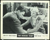 4c978 WINNING TEAM movie lobby card #5 R57 cool close-up of Ronald Reagan talking with Doris Day!