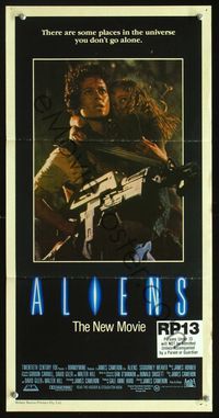 4d426 ALIENS Australian daybill '86 James Cameron, great image of Sigourney Weaver w/girl and gun!