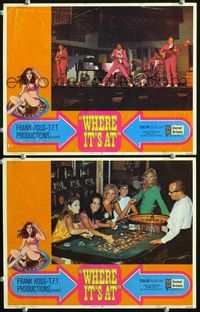 4g893 WHERE IT'S AT 2 LCs '69 great Las Vegas casino gambling image w/sexy girls at roulette!