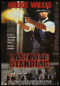 4h583 LAST MAN STANDING video 1sh '96 cool image of gangster Bruce Willis shooting guns!