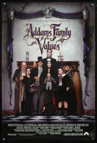 4m076 ADDAMS FAMILY VALUES DS int'l 1sh '93 Christina Ricci, the family just got a little stranger!