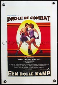 4r226 MAIN EVENT linen Belgian '79 great image of Barbra Streisand boxing with Ryan O'Neal!