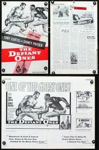 4t273 DEFIANT ONES pressbook '58 art of escaped cons Tony Curtis & Sidney Poitier chained together!