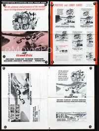 4t414 GRAND PRIX pressbook '67 Formula One race car driver James Garner, artwork by Howard Terpning