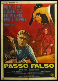 5c390 DEADFALL Italian 1p '68 cool different art of gun pointed at Michael Caine by Enzo Nistri!