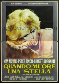 5c265 LEGEND OF LYLAH CLARE Italian 2p '68 close up art of sexiest thumb-sucking naked Kim Novak!