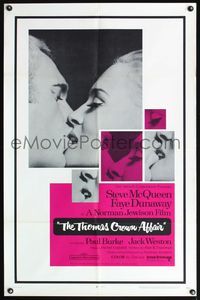 5e830 THOMAS CROWN AFFAIR 1sh '68 best kiss close up of Steve McQueen & sexy Faye Dunaway!