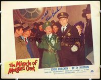 5f038 MIRACLE OF MORGAN'S CREEK signed LC #8 '43 by Eddie Bracken, who's puzzled by William Demarest