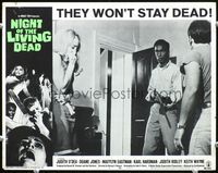 5f727 NIGHT OF THE LIVING DEAD LC #1 '68 George Romero, great image of Duane Jones with rifle!