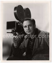 5j393 MERVYN LEROY 8x10 still '50s great close portrait holding pipe in front of movie camera!