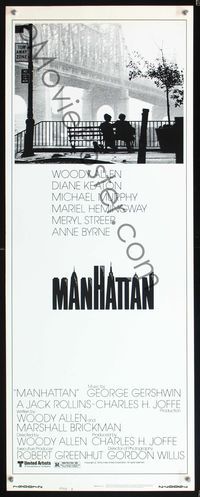 5r316 MANHATTAN style B insert '79 classic image of Woody Allen & Keaton in New York City by bridge!
