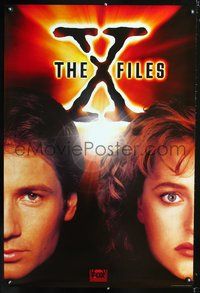 6b404 X-FILES 1sh '94 close-up image of FBI agents David Duchovny & Gillian Anderson!