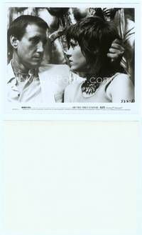 7b430 KLUTE 8x10 still '71 close up of pimp Roy Scheider grabbing sexy Jane Fonda!