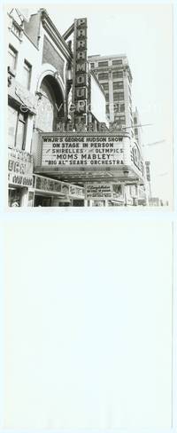 7b528 NEWARK PARAMOUNT THEATRE 8.25x10 music publicity still '50s image of outside showing marquee!