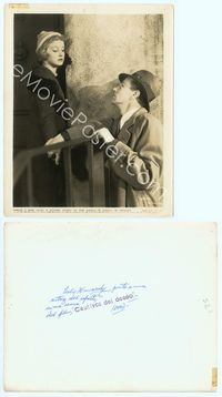 7b537 OF HUMAN BONDAGE 8x10.25 still R40 great image of Leslie Howard looking at Bette Davis!