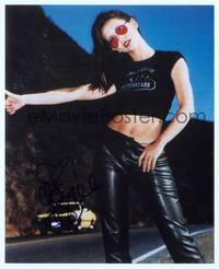 7f162 JENNIFER LOVE HEWITT signed color repro 8x10 '00s sexy portrait hitchhiking in leather pants!