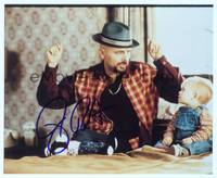7f167 JOE PANTOLIANO signed color repro 8x10 '00s portrait sitting on bed entertaining baby!