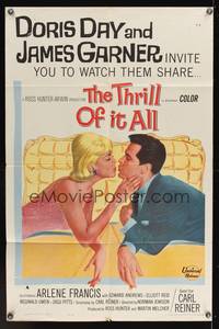 7s912 THRILL OF IT ALL 1sh '63 wonderful artwork of Doris Day kissing James Garner!