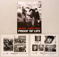 7t203 PROOF OF LIFE presskit '00 Meg Ryan & Russell Crowe on the run in South America!