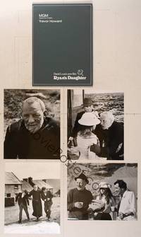8a173 RYAN'S DAUGHTER Trevor Howard presskit '70 profile and stills of the star actor!