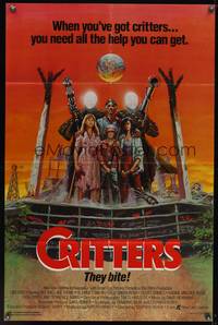 8b241 CRITTERS 1sh '86 great completely different art of cast & monsters by Ken Barr!