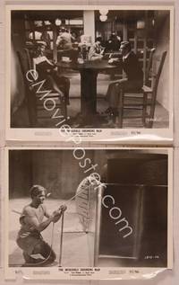 8d340 INCREDIBLE SHRINKING MAN 2 8x10 stills '57 little man in big chair & creating hook from nail!