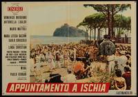 8e401 APPUNTAMENTO A ISCHIA Italian photobusta '60 Domenico Modugno, filming on the beach!