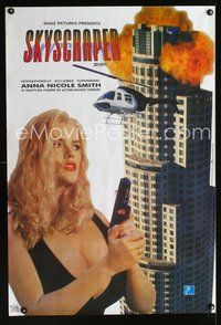 8f090 SKYSCRAPER Pakistani '97 sexy busty Anna Nicole Smith w/gun, chopper, & exploding tower!