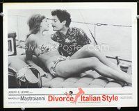 8j204 DIVORCE - ITALIAN STYLE LC '62 Marcello Mastroianni & sexy Daniela Rocca in bikini!