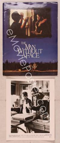 8k204 MAN WITHOUT A FACE presskit '93 Mel Gibson is a disfigured man who bonds with Nick Stahl!