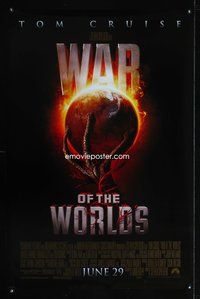 8r529 WAR OF THE WORLDS DS advance 1sh '05 Steven Spielberg, cool alien hand holding Earth artwork!