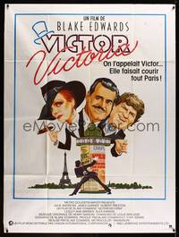 9e401 VICTOR VICTORIA French 1p '82 different art of Julie Andrews, Garner & Preston,Blake Edwards