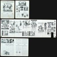 9f140 COMANCHEROS pressbook '61 artwork of cowboy John Wayne, directed by Michael Curtiz!