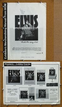 9f195 ELVIS: THAT'S THE WAY IT IS pressbook '70 great image of Presley singing on stage!