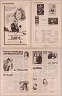 9f281 INTERNATIONAL VELVET pressbook '78 Tatum O'Neal, Christopher Plummer, horse & jockey art!