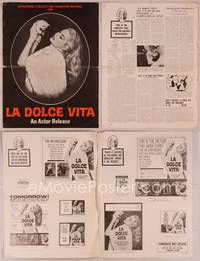 9f308 LA DOLCE VITA pressbook '61 Federico Fellini, Mastroianni, sexy Anita Ekberg holds kitten!