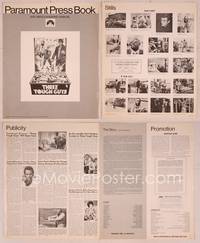 9f495 THREE TOUGH GUYS pressbook '74 Isaac Hayes & Fred Williamson have got their own mean game!